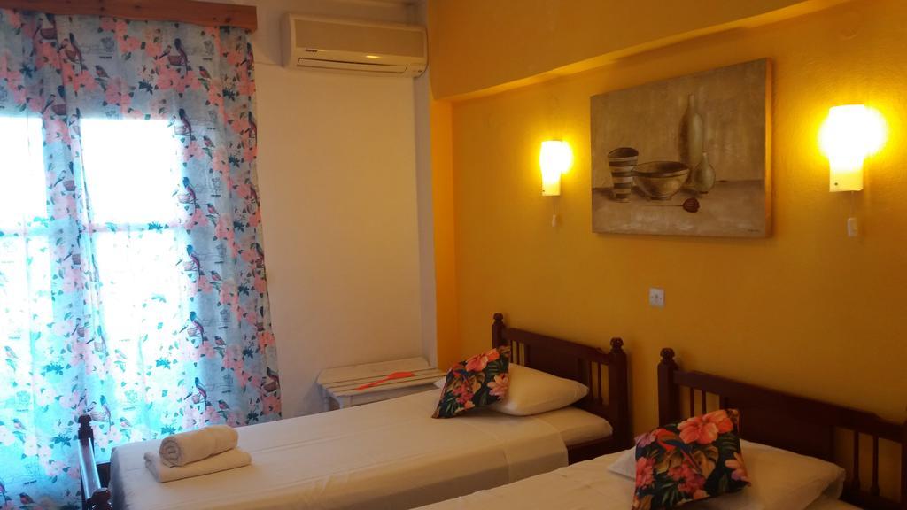 Sol E Mar Sea Side View Guesthouse Perama  Exterior foto